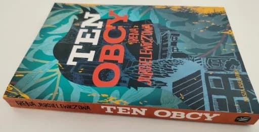 Kto jest autorem książki Ten obcy? Poznaj sylwetkę pisarki lektury